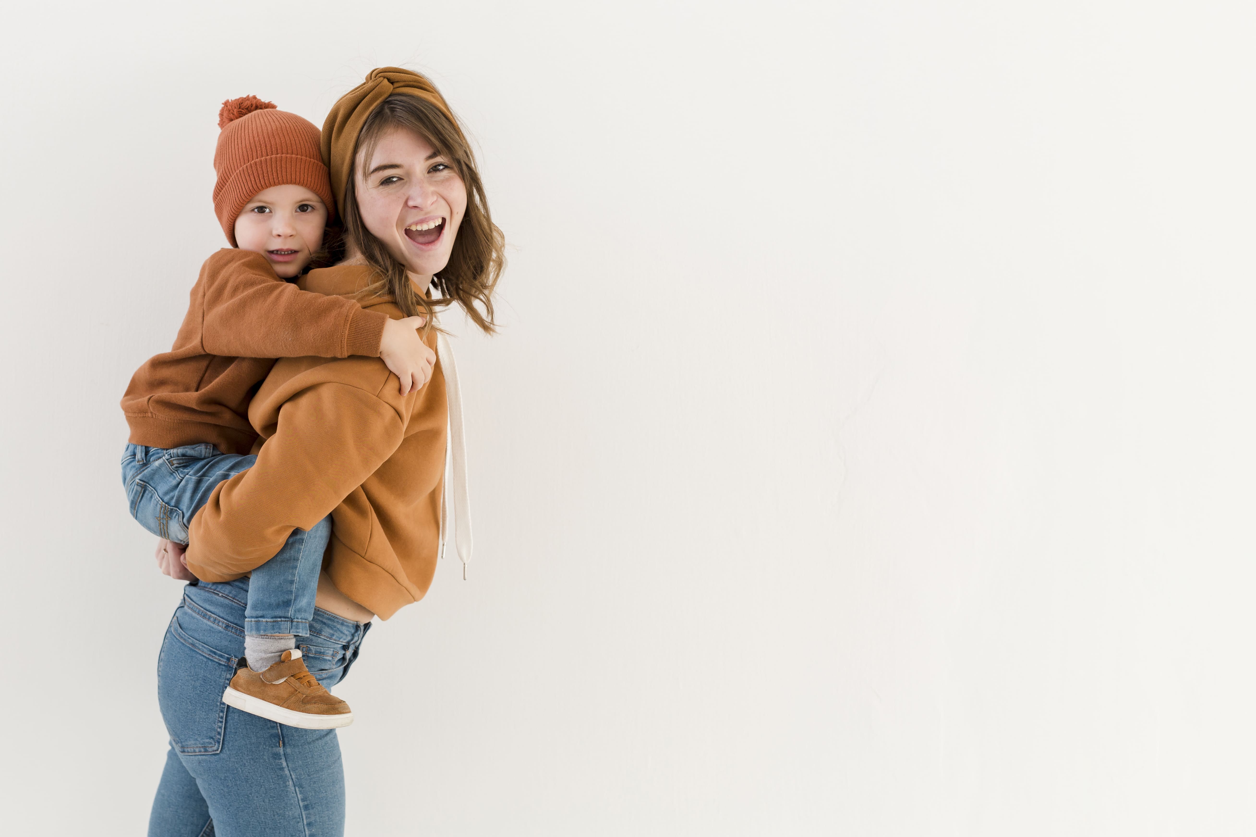 Kerja Capek, Pulang Tetap Jadi Orang Tua: Tantangan dan Solusi bagi Orang Tua Bekerja